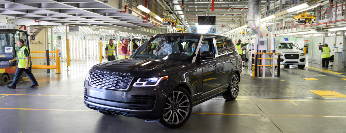 First Range Rover made under social distancing measures comes off JLR’s  plant