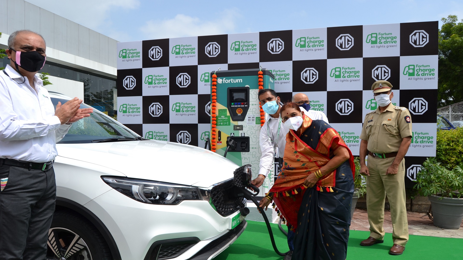 MG Motor India and Fortum set up superfast EV charging station in Pune