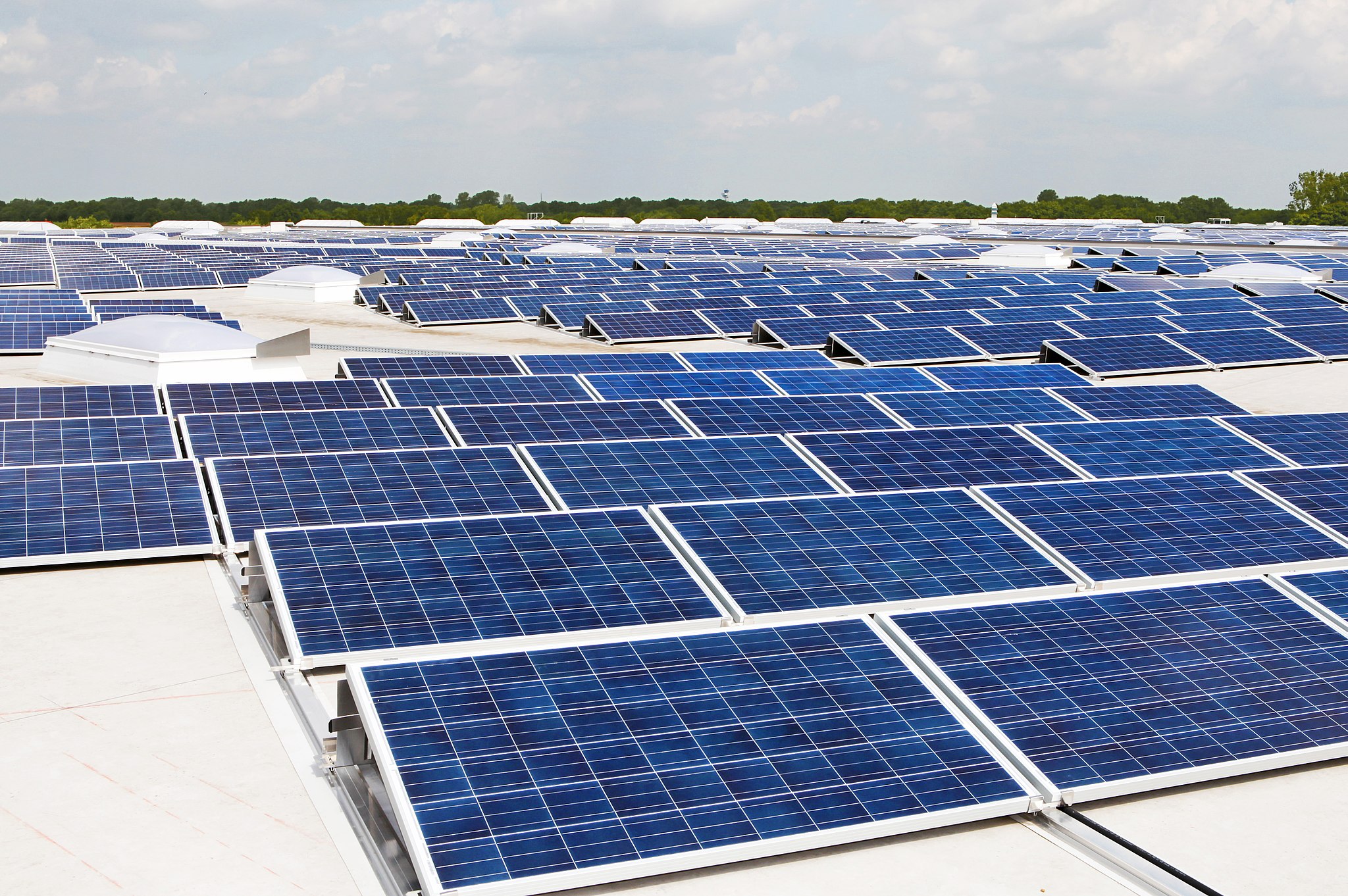 Rooftop solar: Contribution to the manufacturing sector