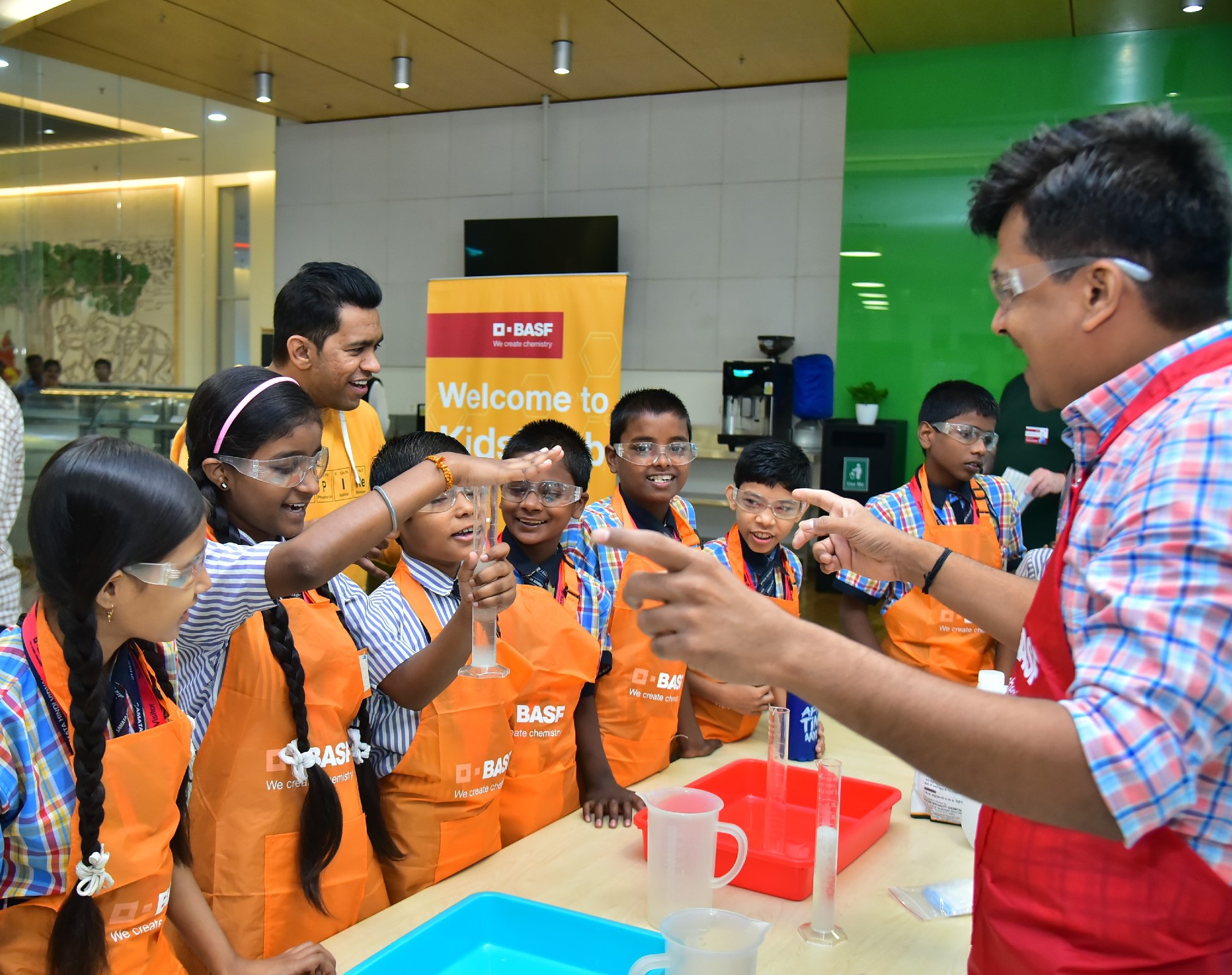 BASF Kids’ Lab inspires students to bond together with chemistry