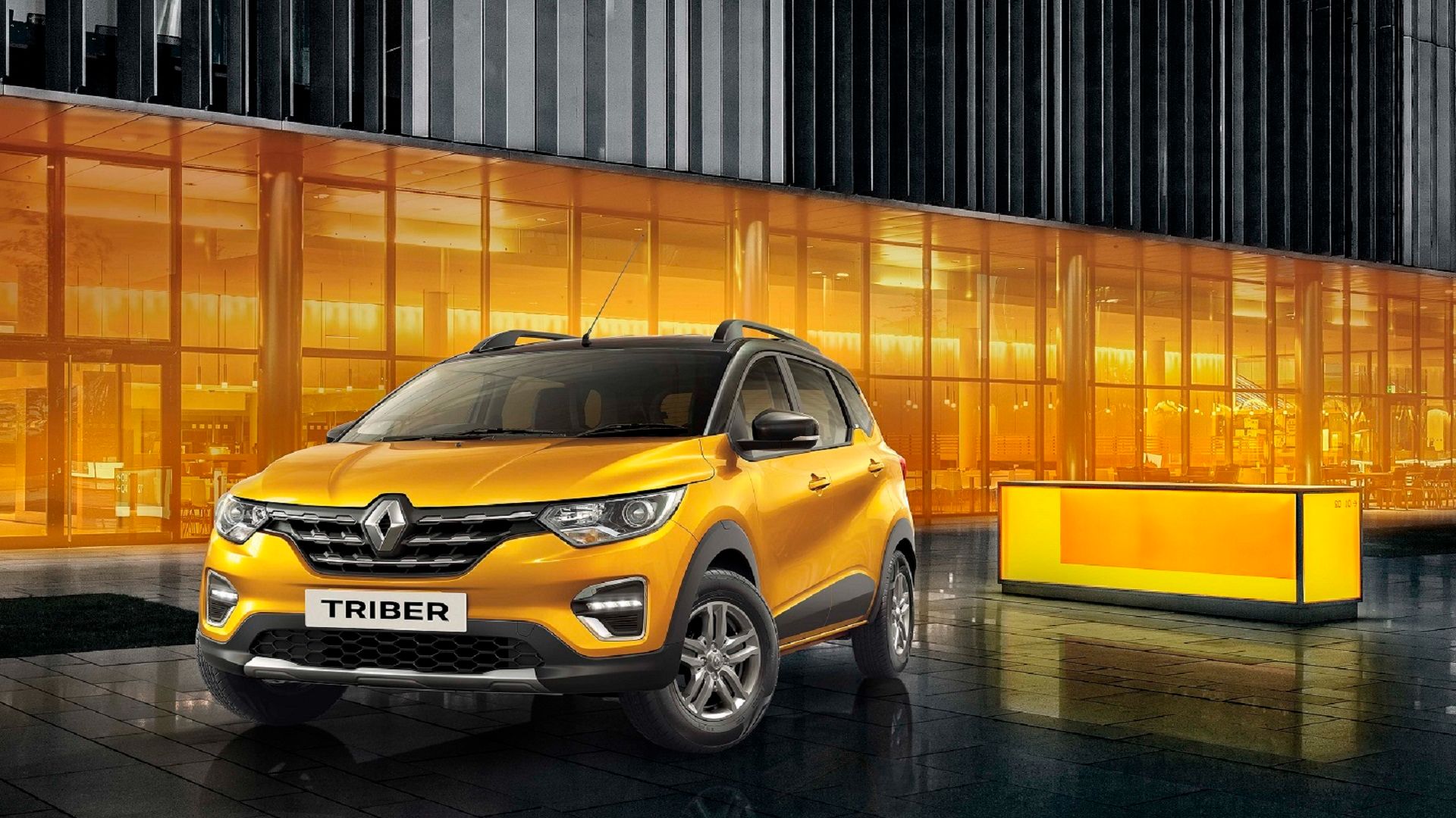 RENAULT’s TRIBER achieves 4-star safety rating for adult