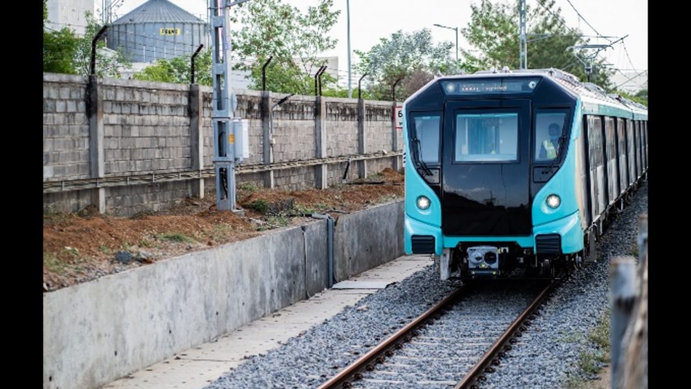 Alstom’s 1st trainset for Mumbai Metro Line 3 flagged off for trial ...