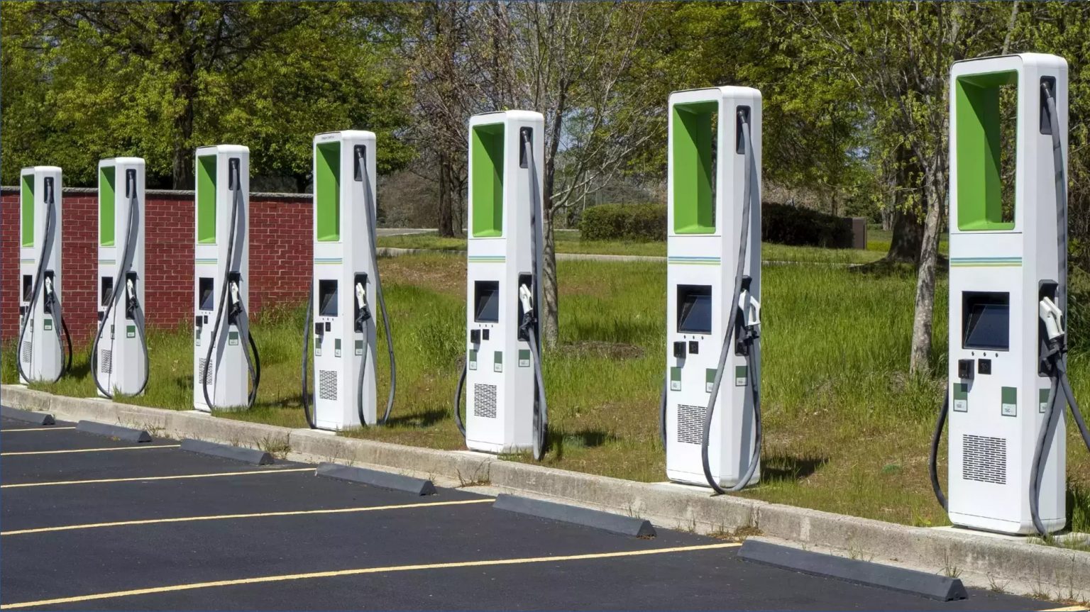 eVolt India partners up with Indian Oil partner to install EV charging