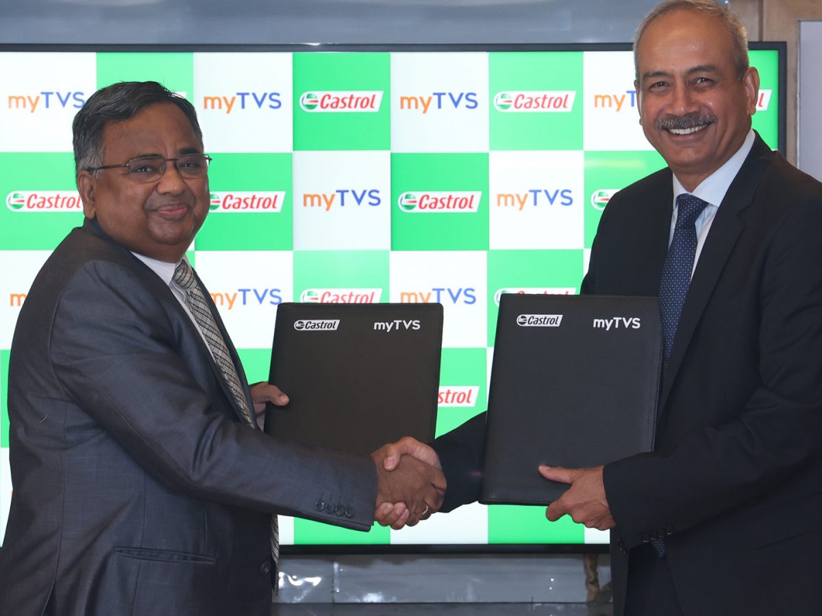 From left to right_G. Srinivasa Raghavan, MD, KMS and Sandeep Sangwan, Managing Director, Castrol India Limited